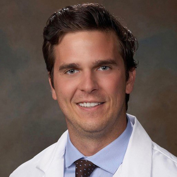 Dr. Kevin E. Fox - Fellowship-Trained Orthopaedic Surgeon